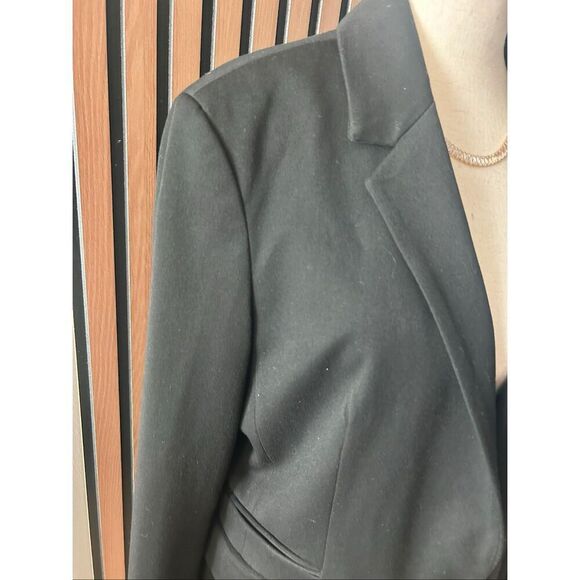 Express black work blazer size 12 one button stylish work attire - Picture 2 of 7